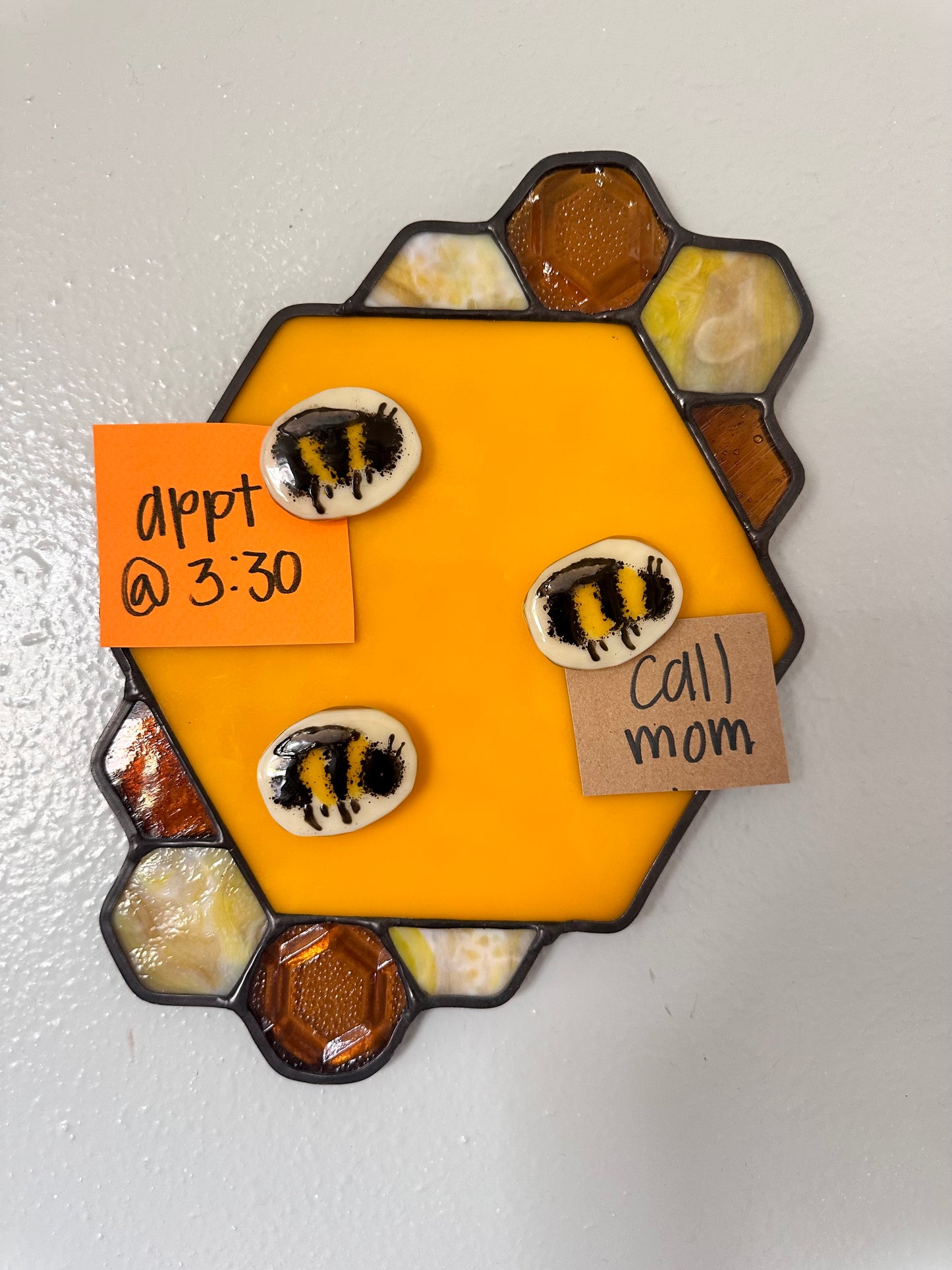 Honeycomb Message Board