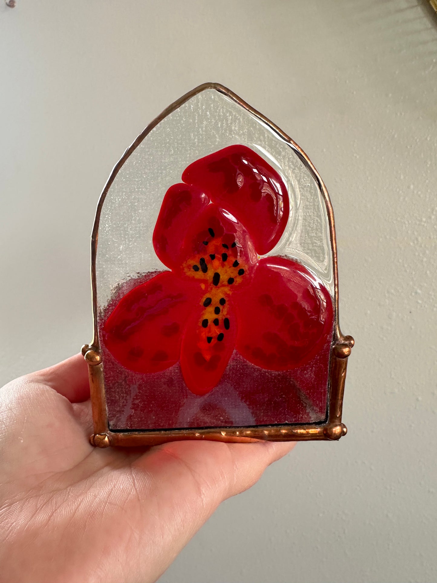 red flower tea light box