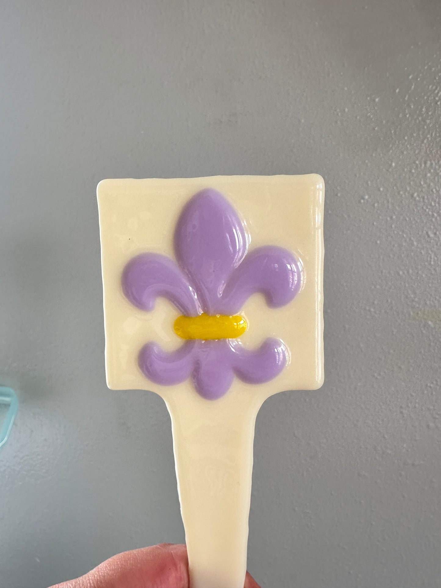 fleur de lis plant stake